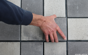 Image d'illustration de Plaque stabilisatrice URBANIT® 3 pavés 3/3 - Ouvrir en plein écran
