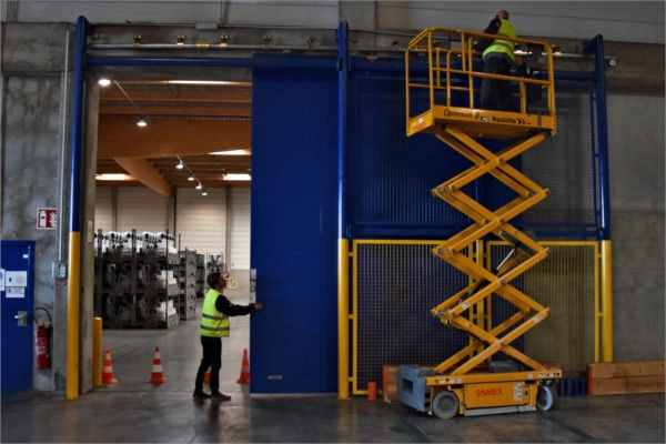 Image d'illustration de Installation et maintien opérationnel des portes coupe-feu 1/1 - Ouvrir en plein écran