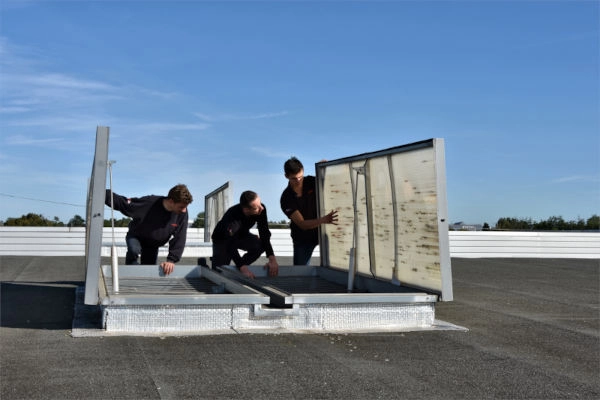 Image d'illustration de Installation et maintien opérationnel du système de désenfumage 1/1 - Ouvrir en plein écran