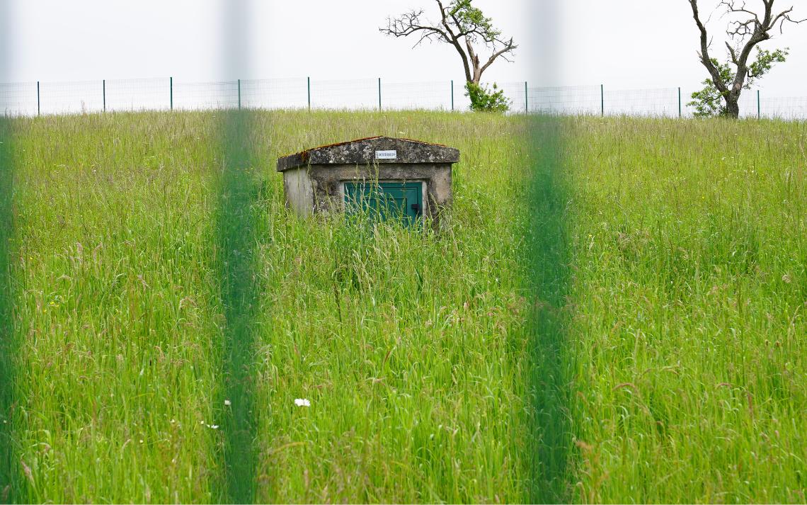 Captage de la source de Malinvezey - Le Périmètre de protection de la source de Malinvezey protège l’eau potable contre les contaminations et assure sa sécurité et sa qualité - Crédits photo : Banque des Territoires