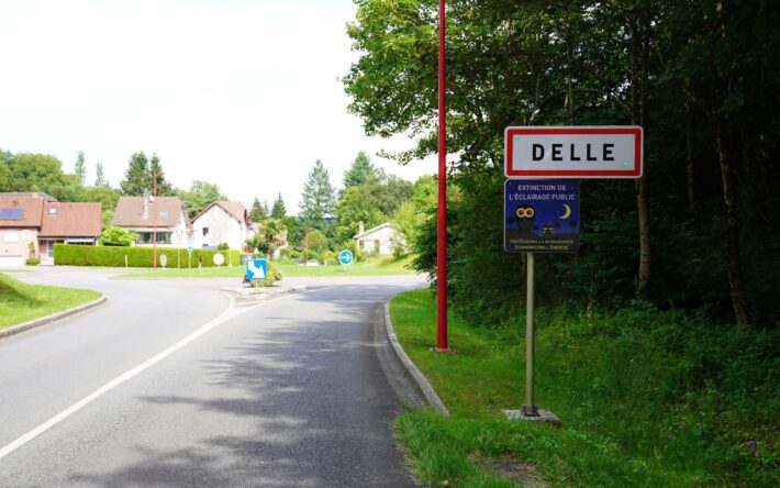 Delle est une commune française située dans le département du Territoire de Belfort, elle jouxte la frontière avec la Suisse - Crédits photo : Banque des Territoires