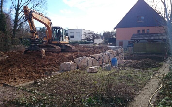 La construction de la digue permet aujourd’hui d’éviter les problèmes causés par les inondations – Crédits photo : Banque des Territoires