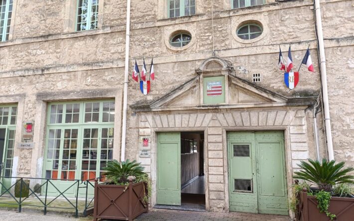 Hotel de ville de Pézenas - Crédits photo : Banque des Territoires