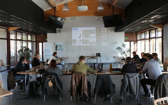 Un premier atelier du cycle organisé par l'ANEB s’est déroulé sur le territoire de l'EPTB Durance (Syndicat mixte d'aménagement de la vallée de la Durance ou SMAVD) du 4 au 5 avril 2022 et portait sur les enjeux de la gestion sédimentaire des cours d’eau - Crédits photo : EPIDOR