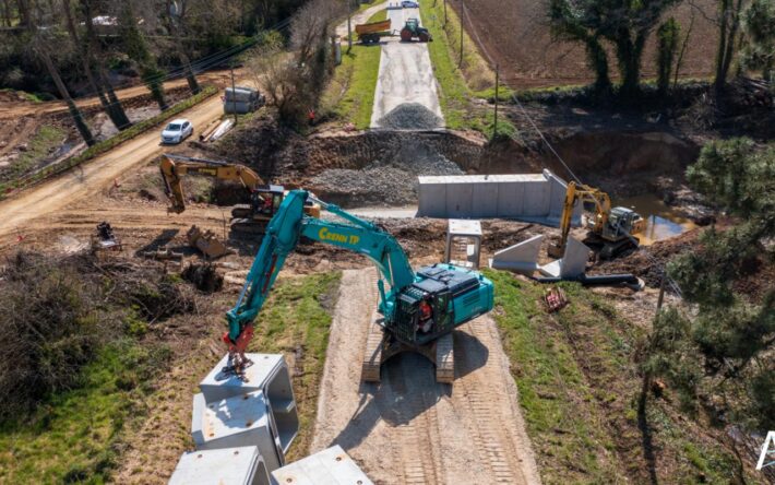 Restauration de la continuité écologique de la vallée de Créac’h Quellec à Plougasnou – Crédits photo : Sky Art’s