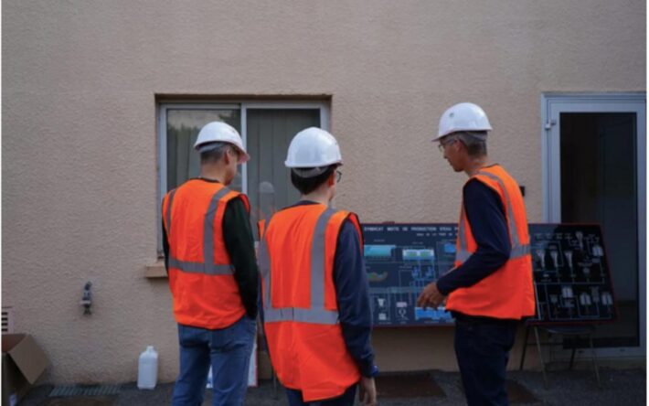 Visite organisée dans l’usine de production d’eau potable de la Tour du Crieu - Crédits photo : SMDEA