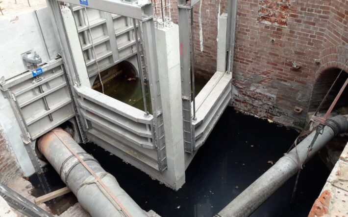 Quand il pleut un peu, le seuil régulé maintient l’eau dans le réseau et la dirige ensuite vers la station d’épuration à Sausheim - Crédits photo : Sivom Mulhouse