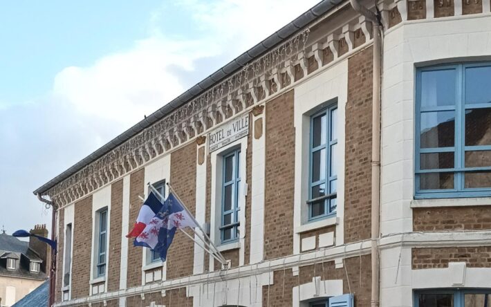 Avec son ambiance authentique et ses ruelles pittoresques, Le Crotoy incarne l'âme maritime de la baie de Somme, Grand Site de France - Crédits photo : Banque des Territoires