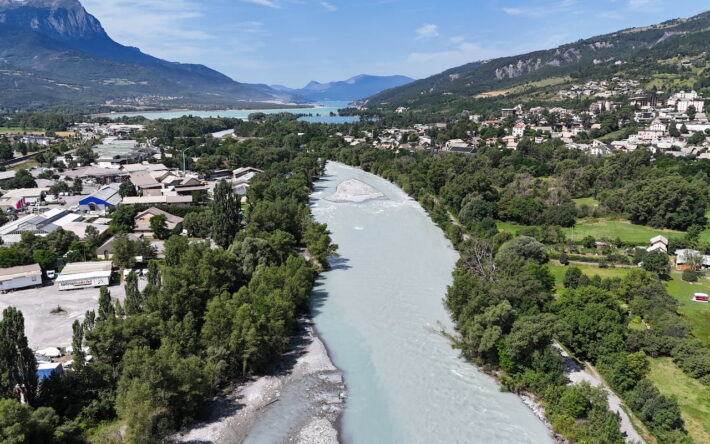 Vue aérienne de l’intercommunalité Serre-Ponçon - Crédits photo : Banque des Territoires