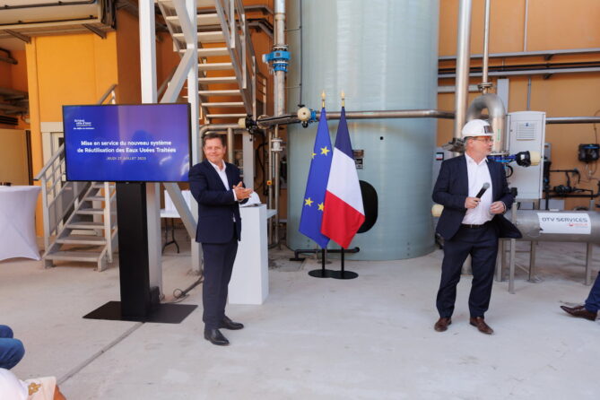 Mise en service du nouveau système de réutilisation des eaux usées traitées de la STEP d’Agay avant distribution au Golf de Cap Estérel, en présence de M. Frédéric Masquelier Président d’Estérel Côte d’Azur Agglomération - Crédits photo : Communauté d’Agglomération Estérel Côte d’Azur – Justine Delmotte