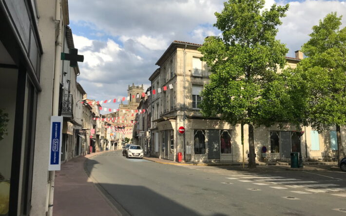 La rue principale de Casteljaloux - Crédits photo : Banque des Territoires