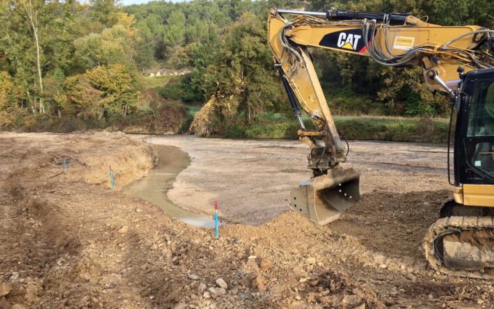 Travaux de renaturation, plantation et effacement des seuils sur le Colostre – Crédits photo : EPAGE Verdon