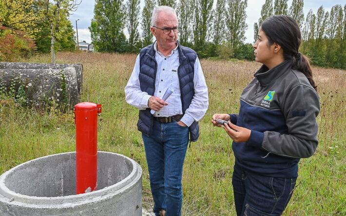 11 piézomètres implantés dans différentes formations géologiques par le SMBAA suivent l'évolution des niveaux des nappes souterraines – Crédit photo : Banque des Territoires