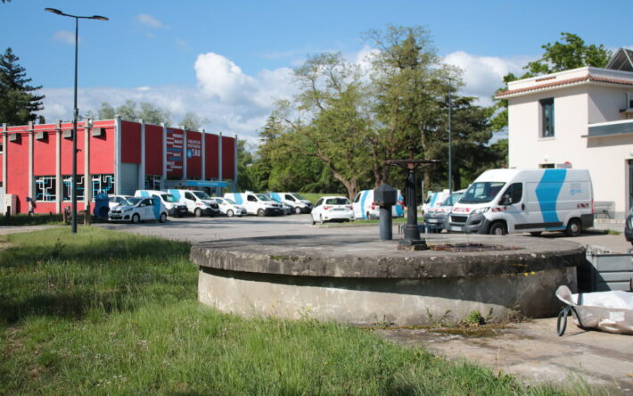 Les locaux de Valence Romans Eau sont situés sur le site de l’usine de production de Mauboule. Des accueils de proximité se trouvent en centre-ville de Valence, à la mairie de Porte-lès-Valence et à l’espace France Services à Bourg-de-Péage - Crédit photo : Banque des Territoires