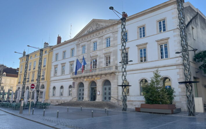 Hôtel de ville de Chalon-sur-Saône - Crédit photo : Claire Pourprix