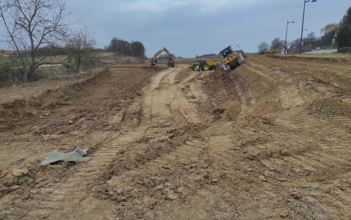 Des travaux ont lieu sur de nouvelles berges - Crédits photo : Banque des Territoires