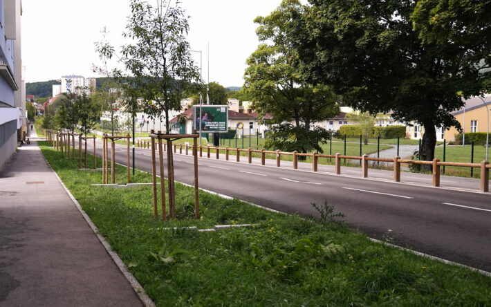 À Belfort (90), l’avenue du Champ de Mars s’est transformée en laboratoire pour la GIEP. - Crédit photo : Banque des Territoires