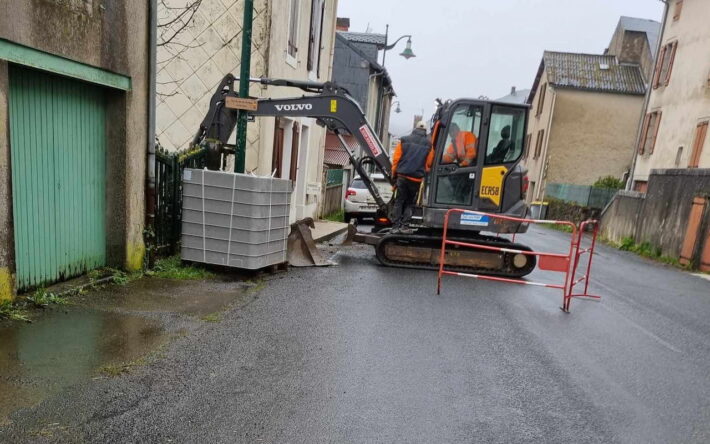 Mise en place d’un compteur de sectorisation – Crédits photos : mairie d’Anglès