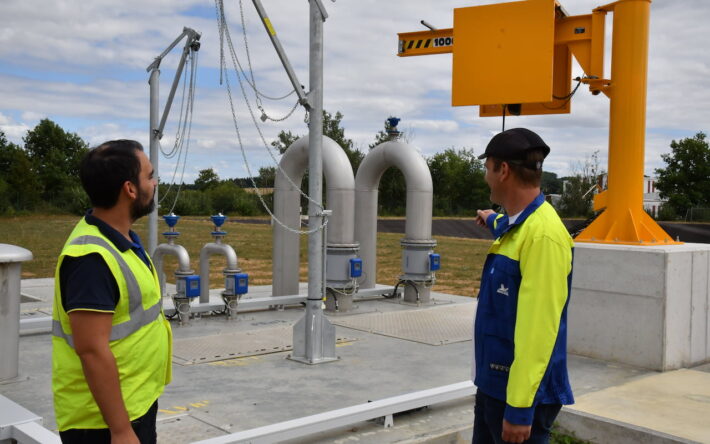 Le circuit fermé permet de traiter les eaux industrielles utilisées pour la fabrication de composants de pneumatiques (gommes, tissus) et de pneus pour le génie civil. - Crédit photo : Michelin