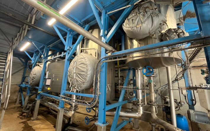 Le processus d’hydrolyse thermique augmente le pouvoir de décomposition des boues et par conséquent la production de biogaz. - Crédit photo : Claire Pourprix