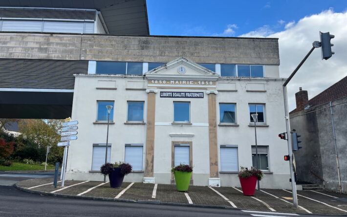 Hôtel de ville de Blanzy - Crédit photo : Claire Pourprix