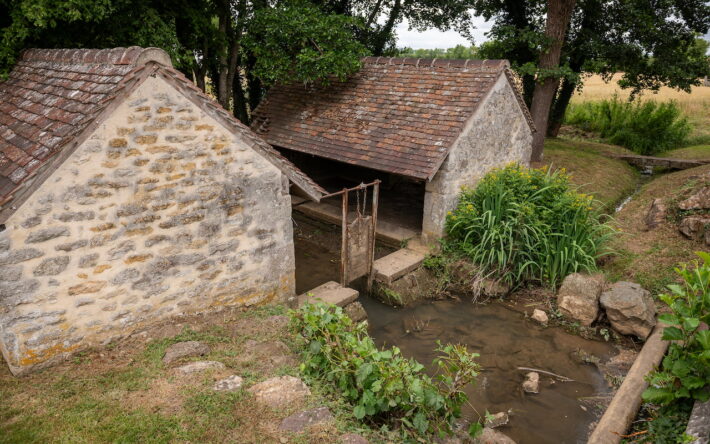 L’ouverture permanente de la vanne du lavoir de Cerisé a permis de restaurer la circulation des poissons et sédiments - Crédits photo : Olivier HERON