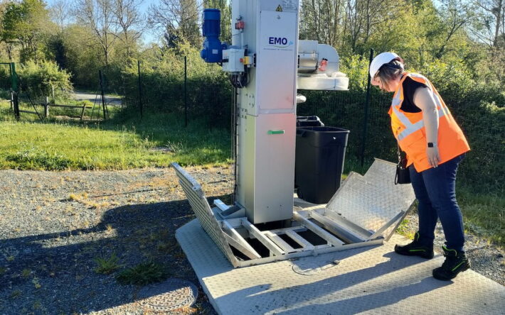 Étape 1. Station de pré-traitement : dégrillage pour retenir les déchets solides - Crédits photo : Banque des Territoires