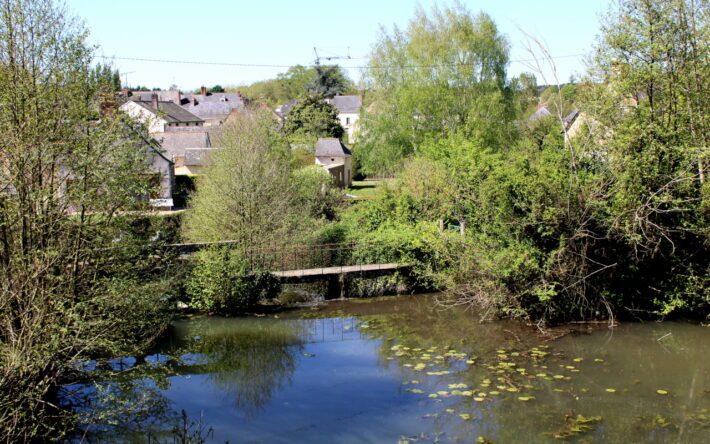 Située à l’est du Maine-et-Loire, la commune nouvelle de Baugé-en-Anjou regroupe 15 communes déléguées et compte près de 12000 habitants. - Crédits photo : Banque des Territoires.