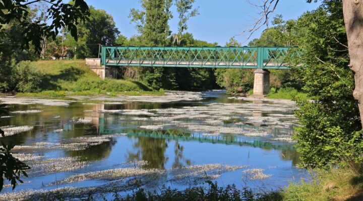 Pont sur la Creuse - Crédits photo : Syndicat des eaux de Ciron-Oulches