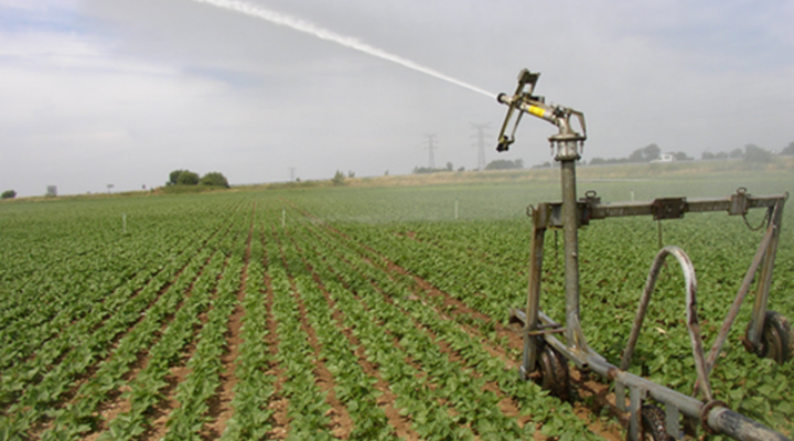 Irrigation de champ - Crédits photo : Chambre d’Agriculture du Loiret